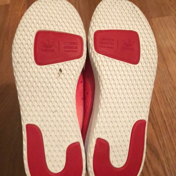 COPY - Pharrell Adidas Human Races - Picture 6 of 7